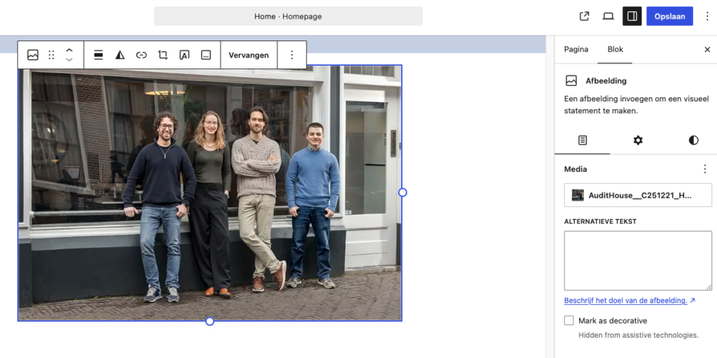 Afbeelding van het team van Audit House, waarbij ‘Mark as decorative’ uit staat